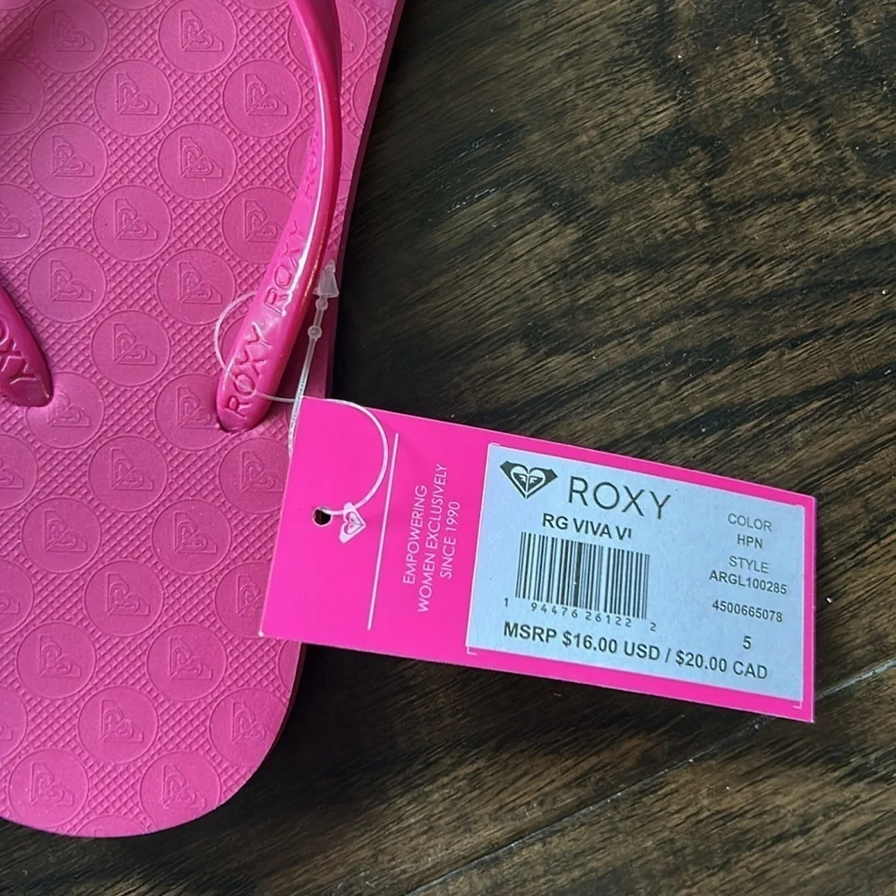 NWT ROXY Flip Flops Various sizes